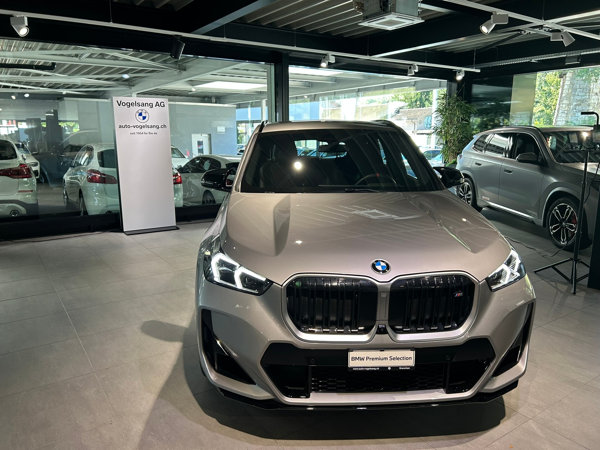 BMW X1 xDrive M35i-image-2