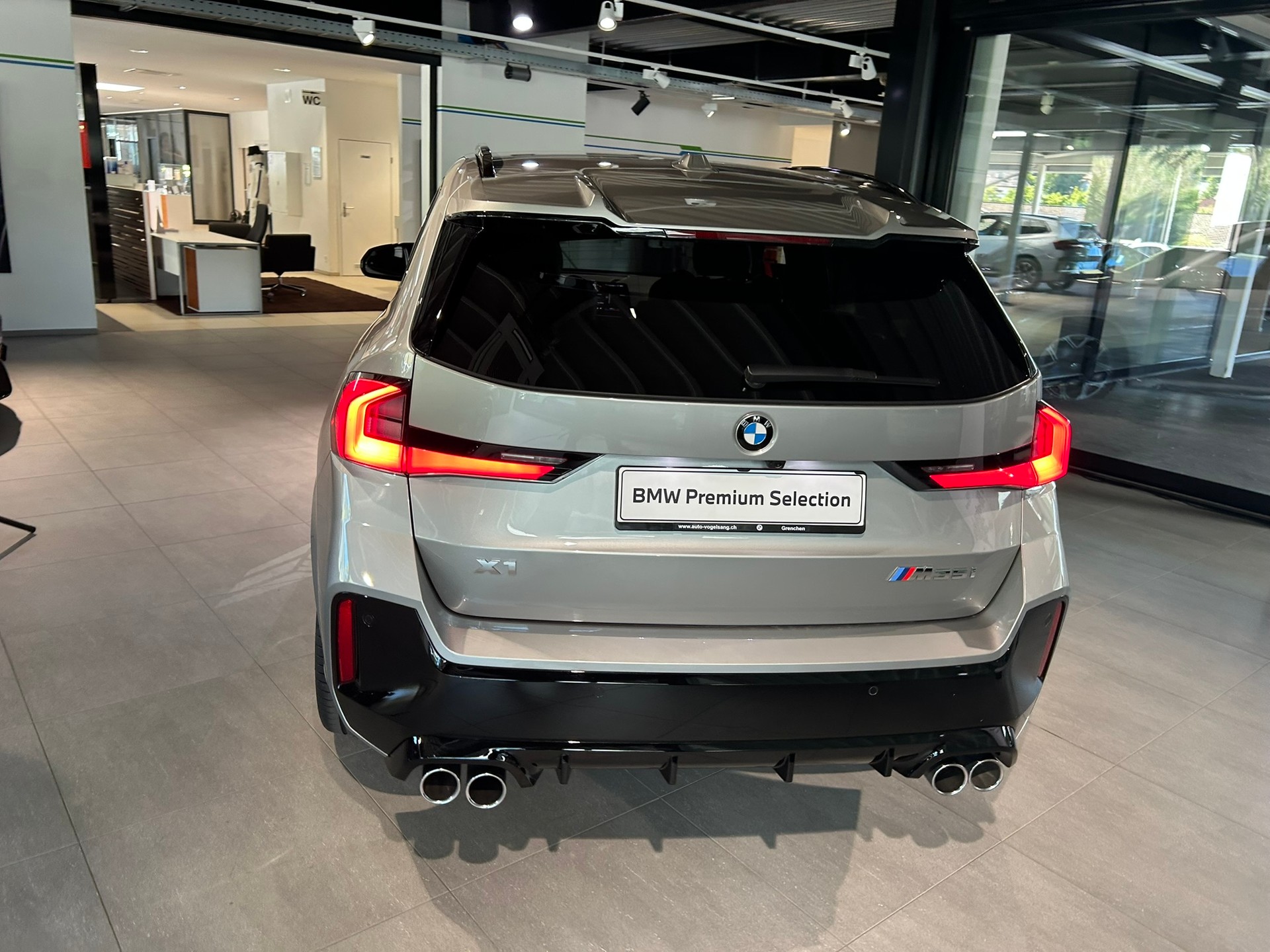 BMW X1 xDrive M35i-image-6