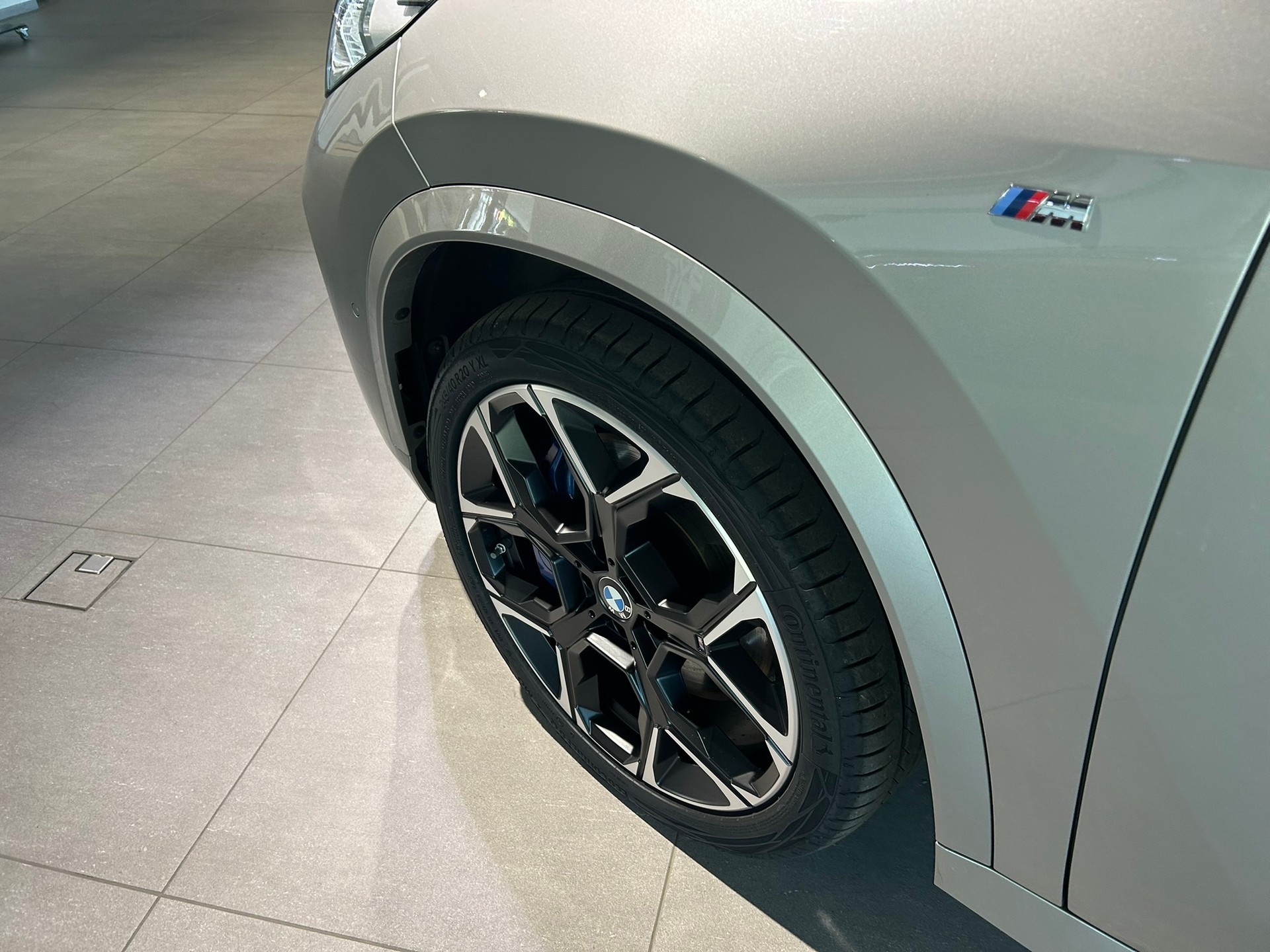 BMW X1 xDrive M35i-image-15