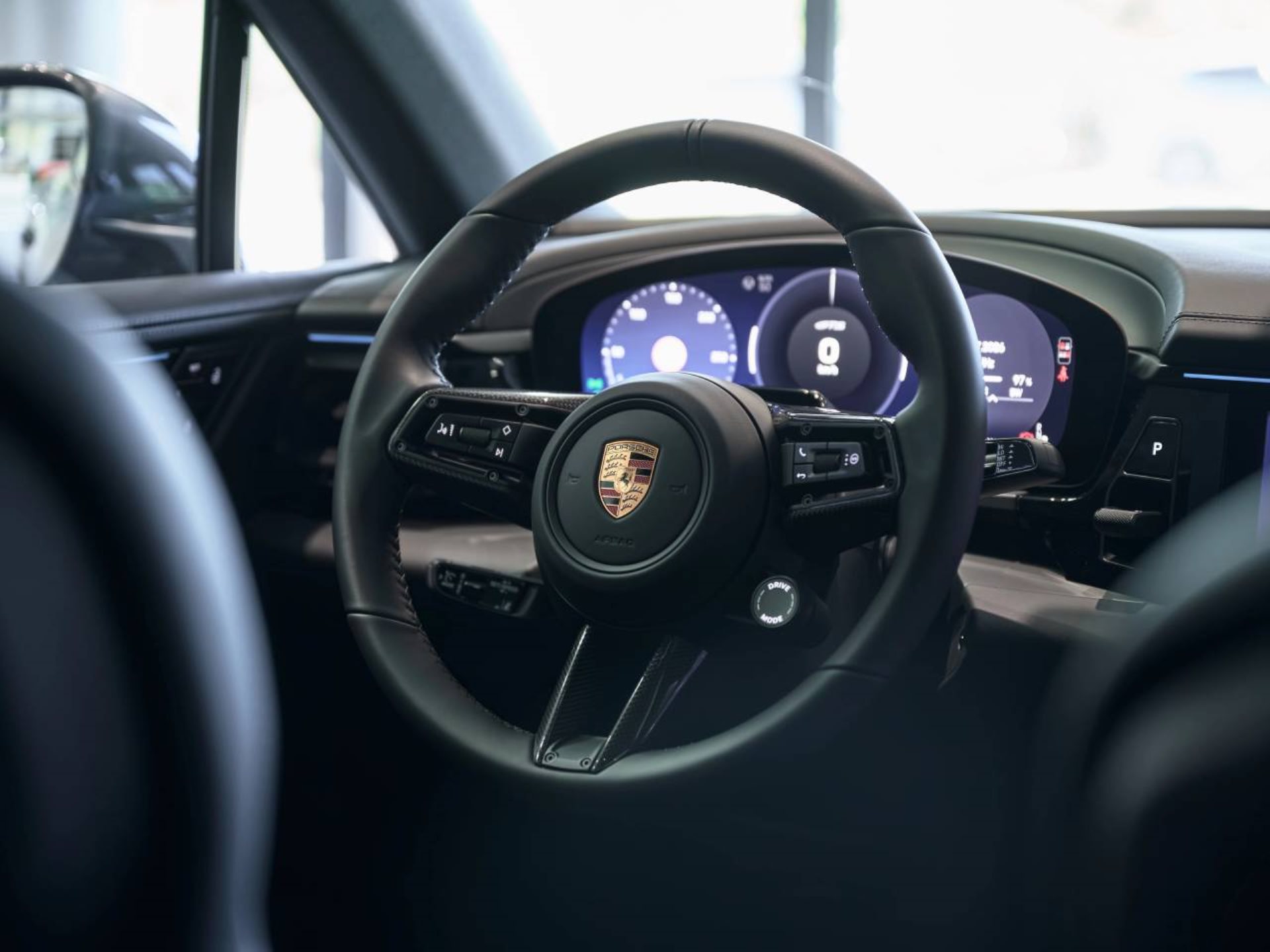 PORSCHE Macan GTS-image-14