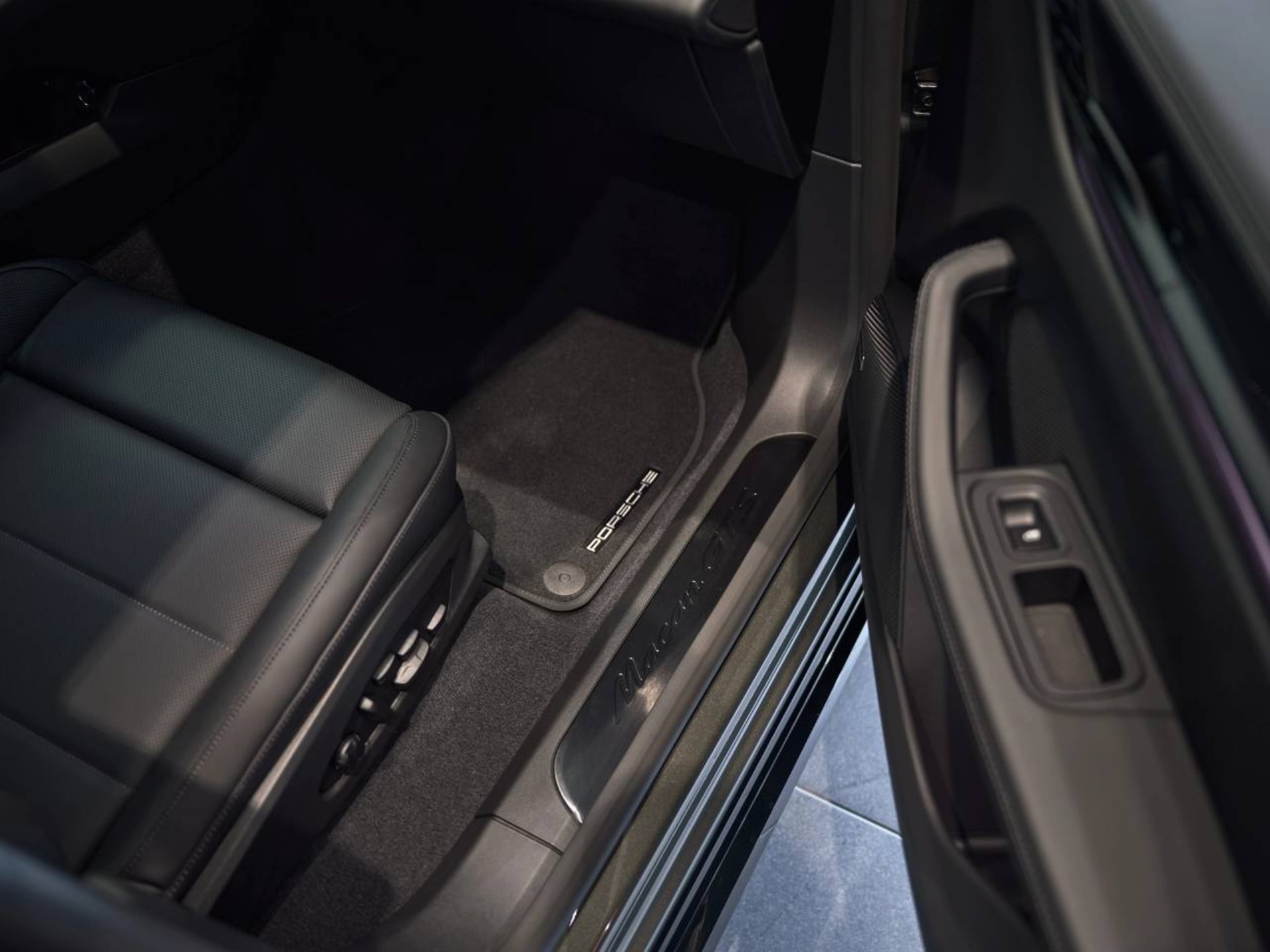 PORSCHE Macan GTS-image-22