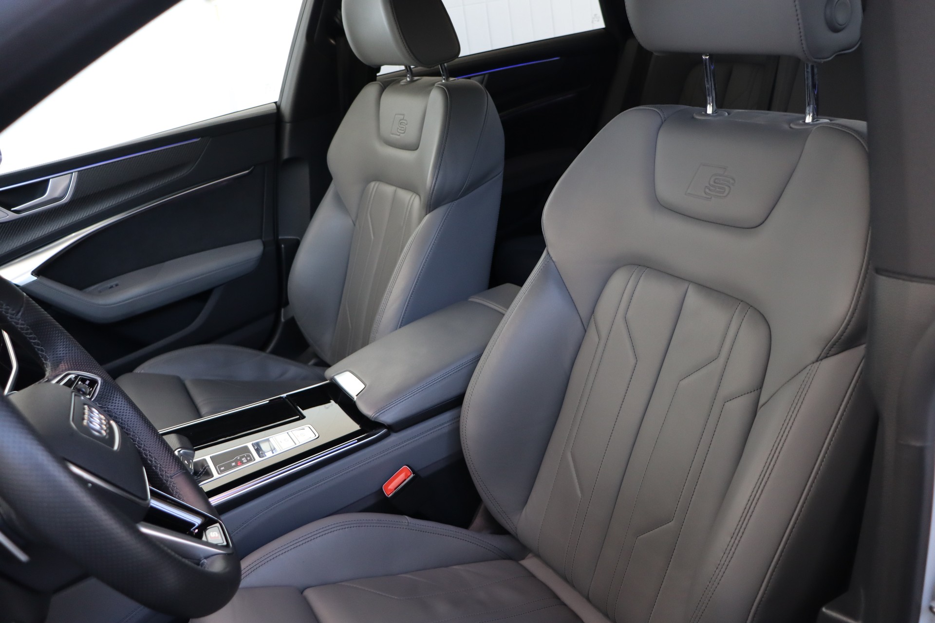 AUDI S7 Sportback TDI quattro S-tronic-image-12