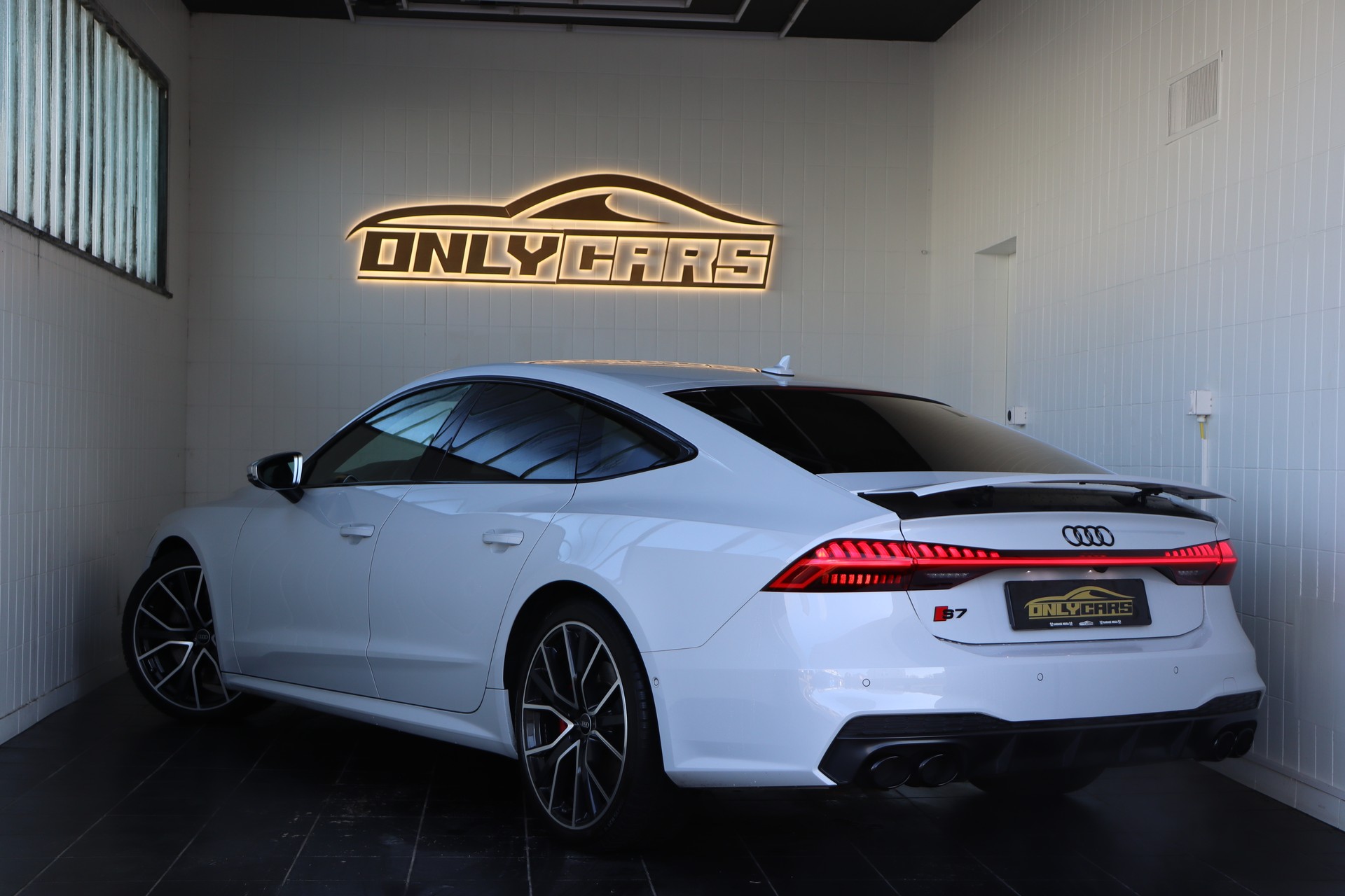 AUDI S7 Sportback TDI quattro S-tronic-image-20