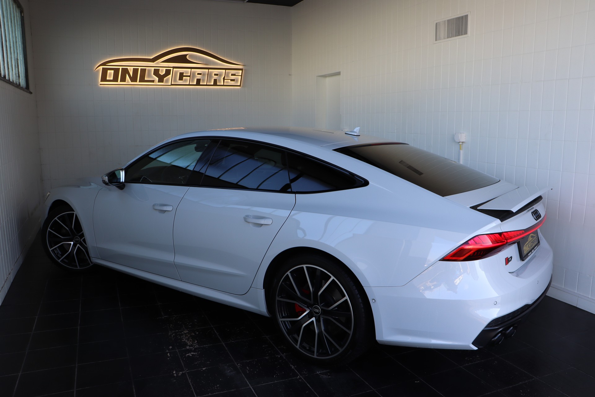 AUDI S7 Sportback TDI quattro S-tronic-image-21