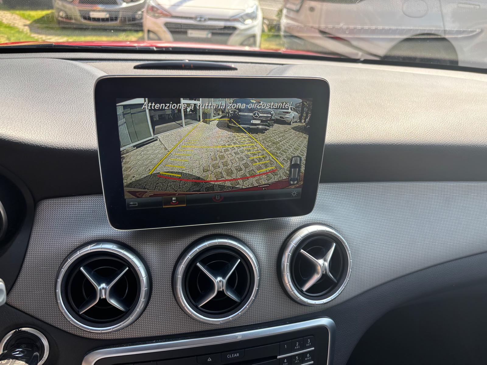 MERCEDES-BENZ CLA 200 CDI Night Star 7G-DCT-image-9