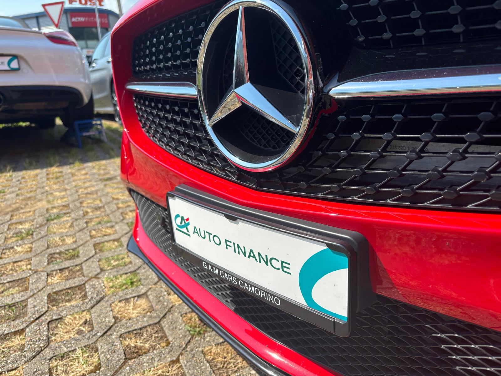 MERCEDES-BENZ CLA 200 CDI Night Star 7G-DCT-image-3