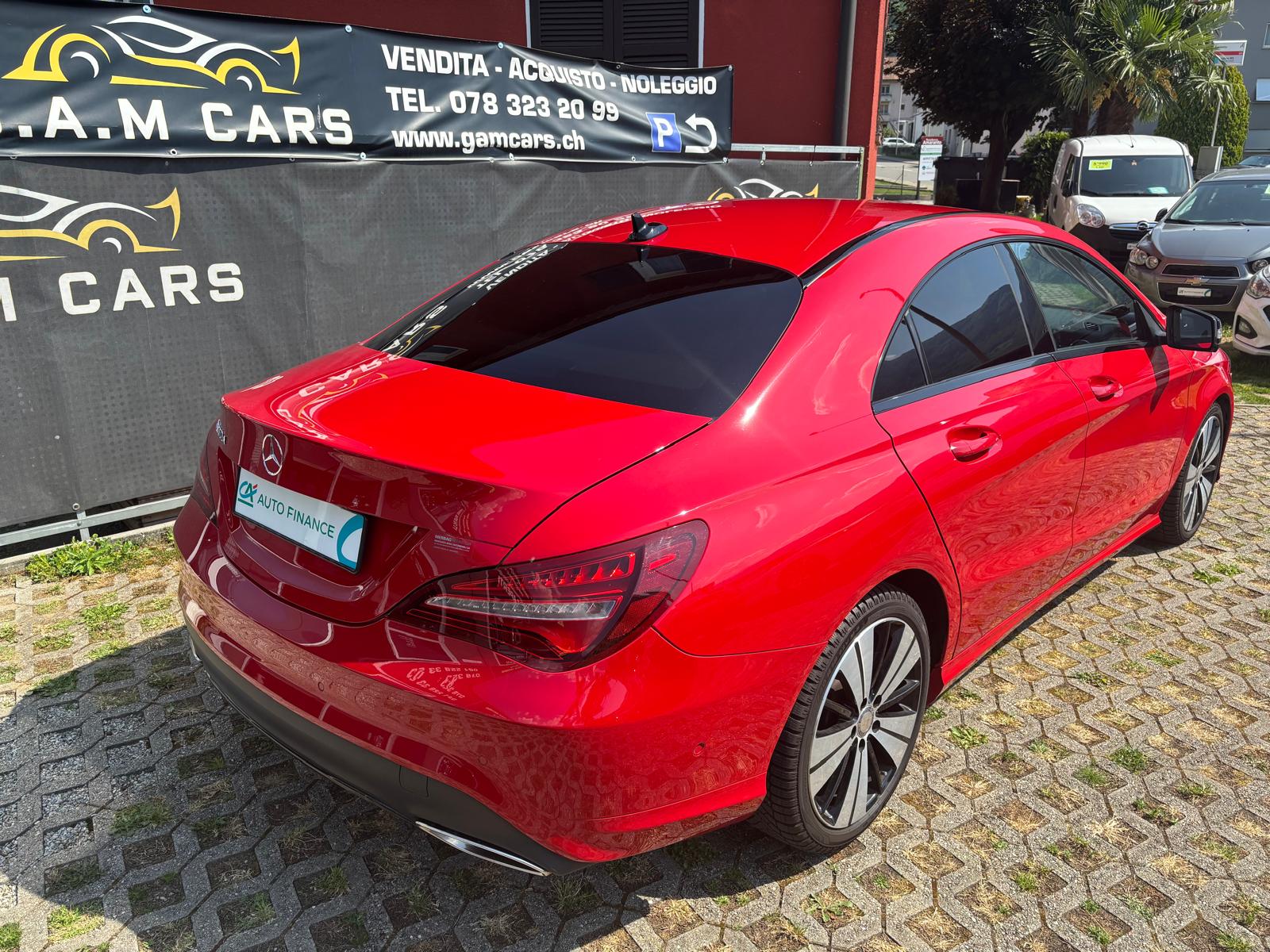 MERCEDES-BENZ CLA 200 CDI Night Star 7G-DCT-image-1
