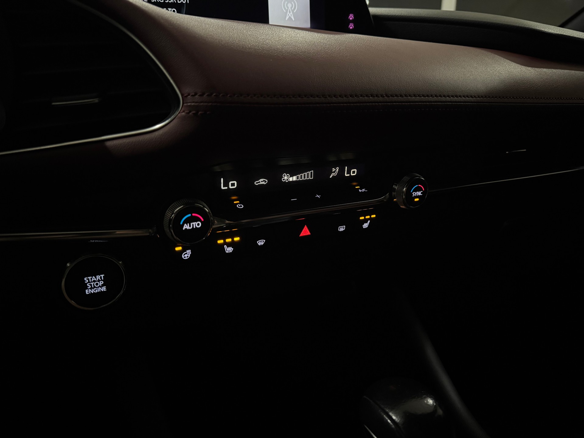 MAZDA 3 Hatchback SKYACTIV-X M Hybrid 180 Ambition Plus AWD | AHK |-image-25
