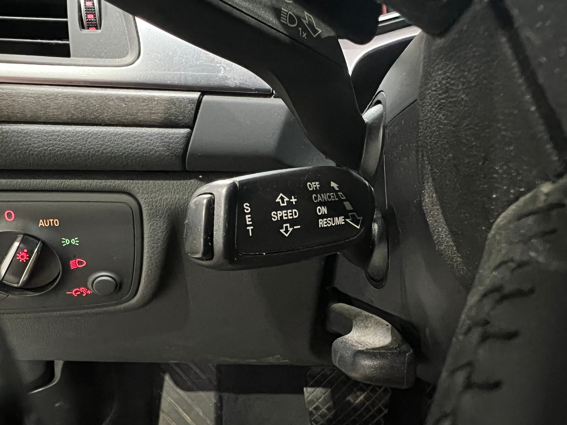AUDI A6 Avant 2.0 TDI quattro**Matrix,Tempomat,CH Auslieferung,Frisch ab MFK**-image-10