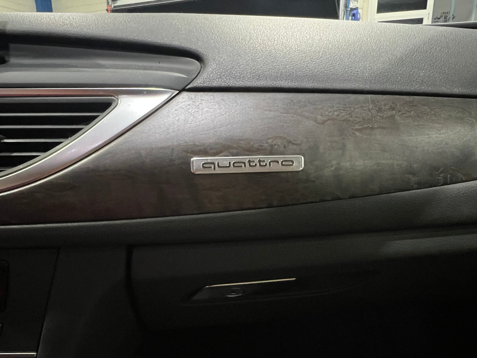 AUDI A6 Avant 2.0 TDI quattro**Matrix,Tempomat,CH Auslieferung,Frisch ab MFK**-image-9