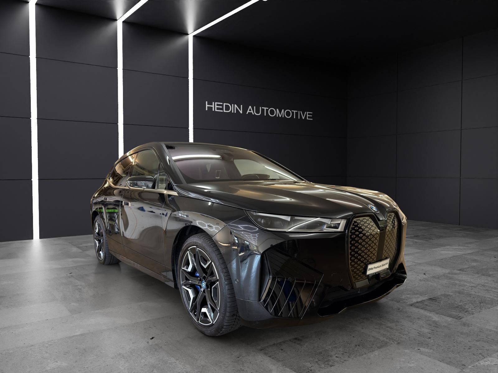 BMW iX xDrive40-image-6