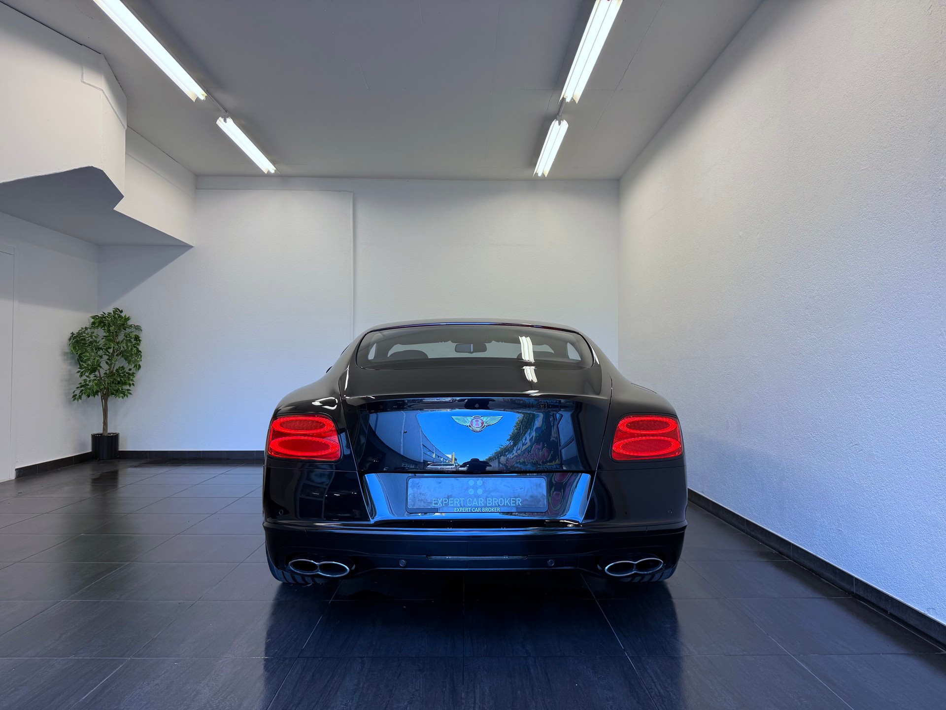 BENTLEY Continental GT 4.0 V8 "ALL BLACK"-image-10