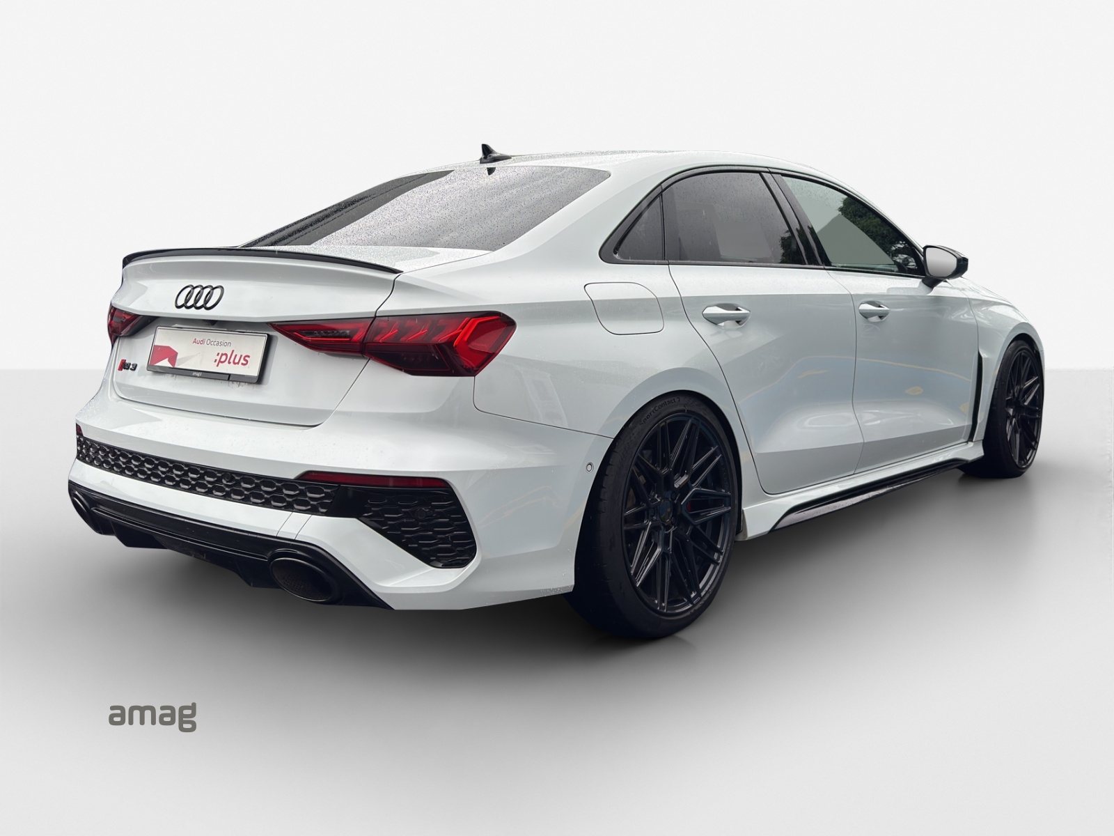 AUDI RS3 Limousine 2.5 TSI quattro S-tronic-image-4
