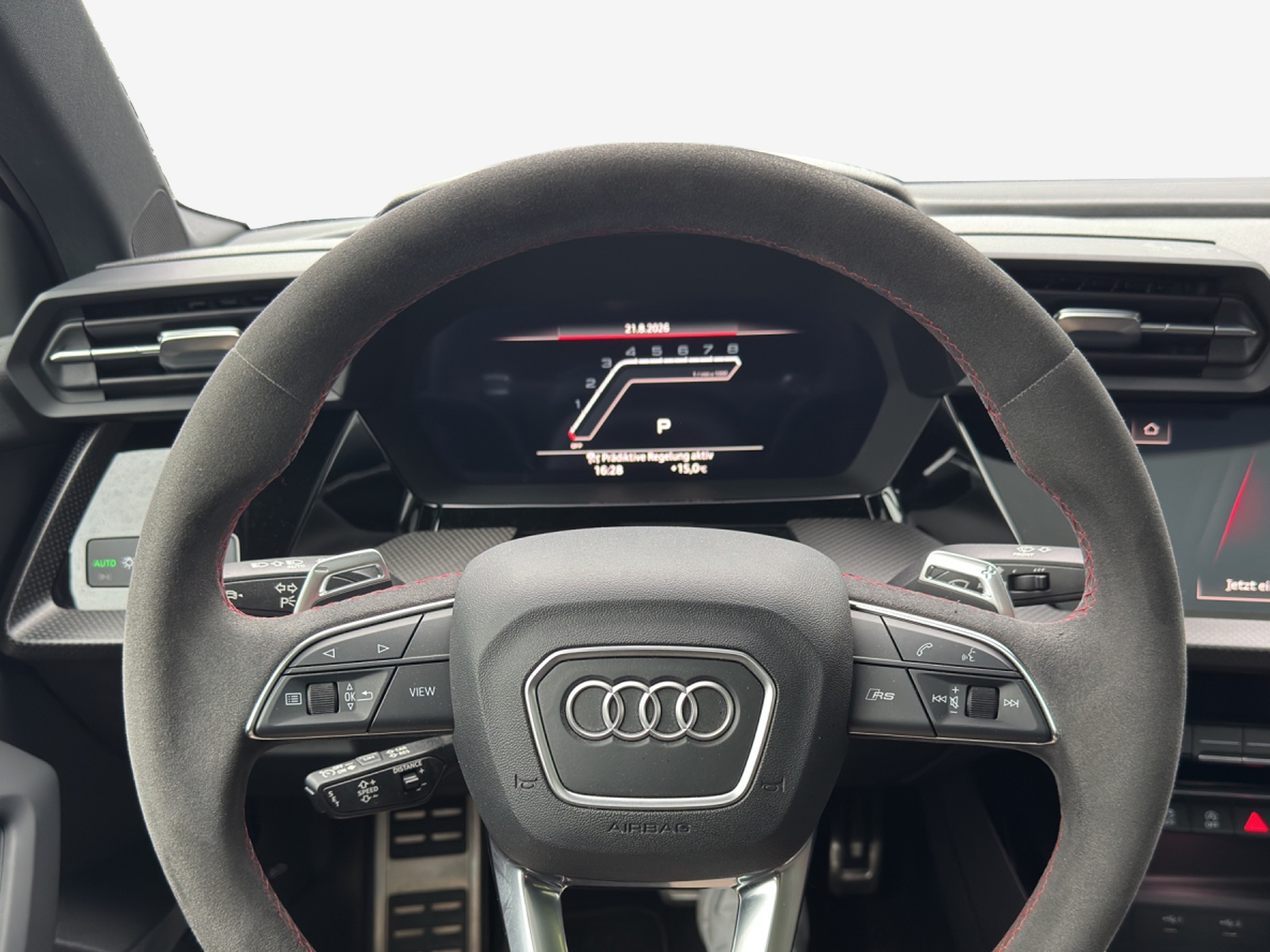 AUDI RS3 Limousine 2.5 TSI quattro S-tronic-image-9