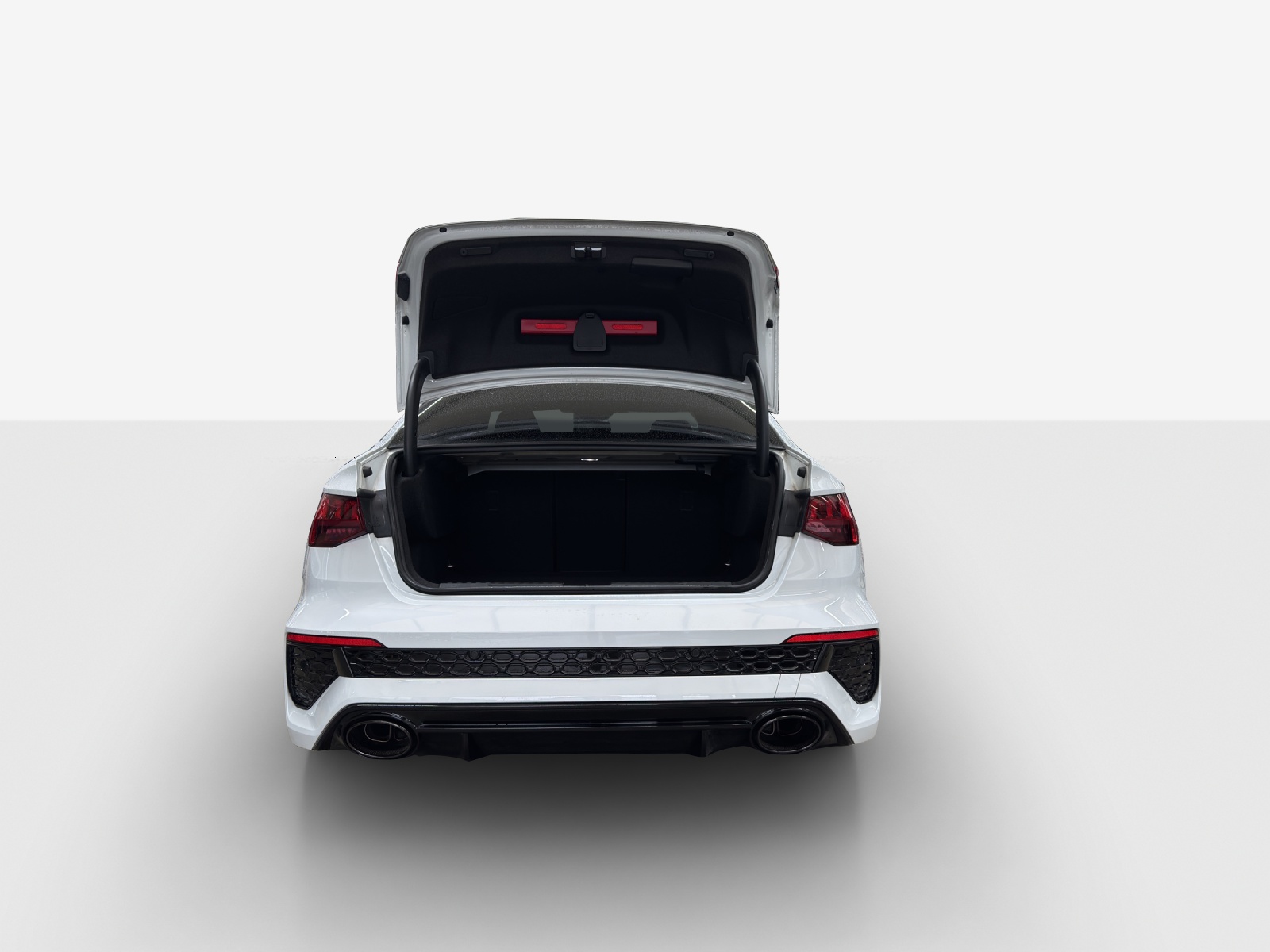 AUDI RS3 Limousine 2.5 TSI quattro S-tronic-image-12