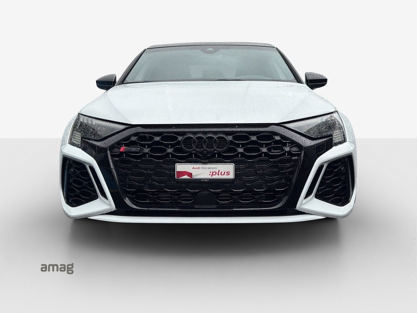 AUDI RS3 Limousine 2.5 TSI quattro S-tronic-image-6