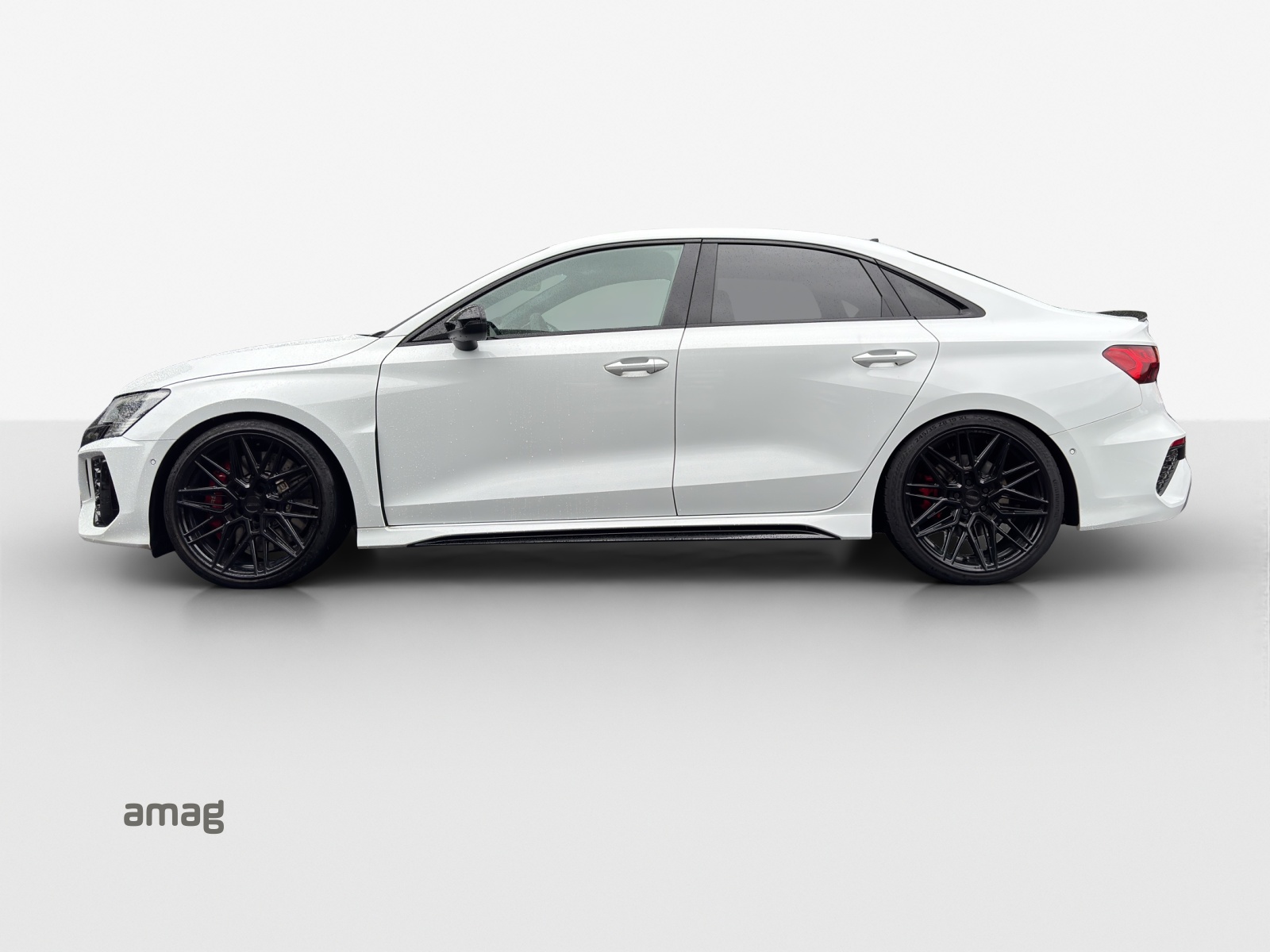 AUDI RS3 Limousine 2.5 TSI quattro S-tronic-image-1