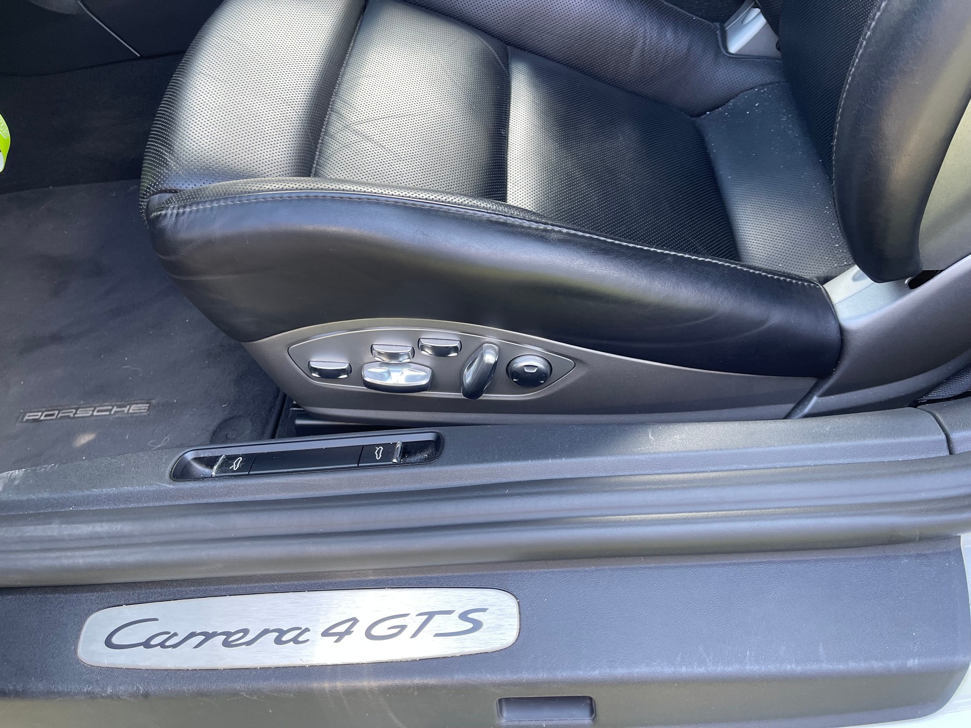PORSCHE 911 Carrera 4 GTS PDK-image-10