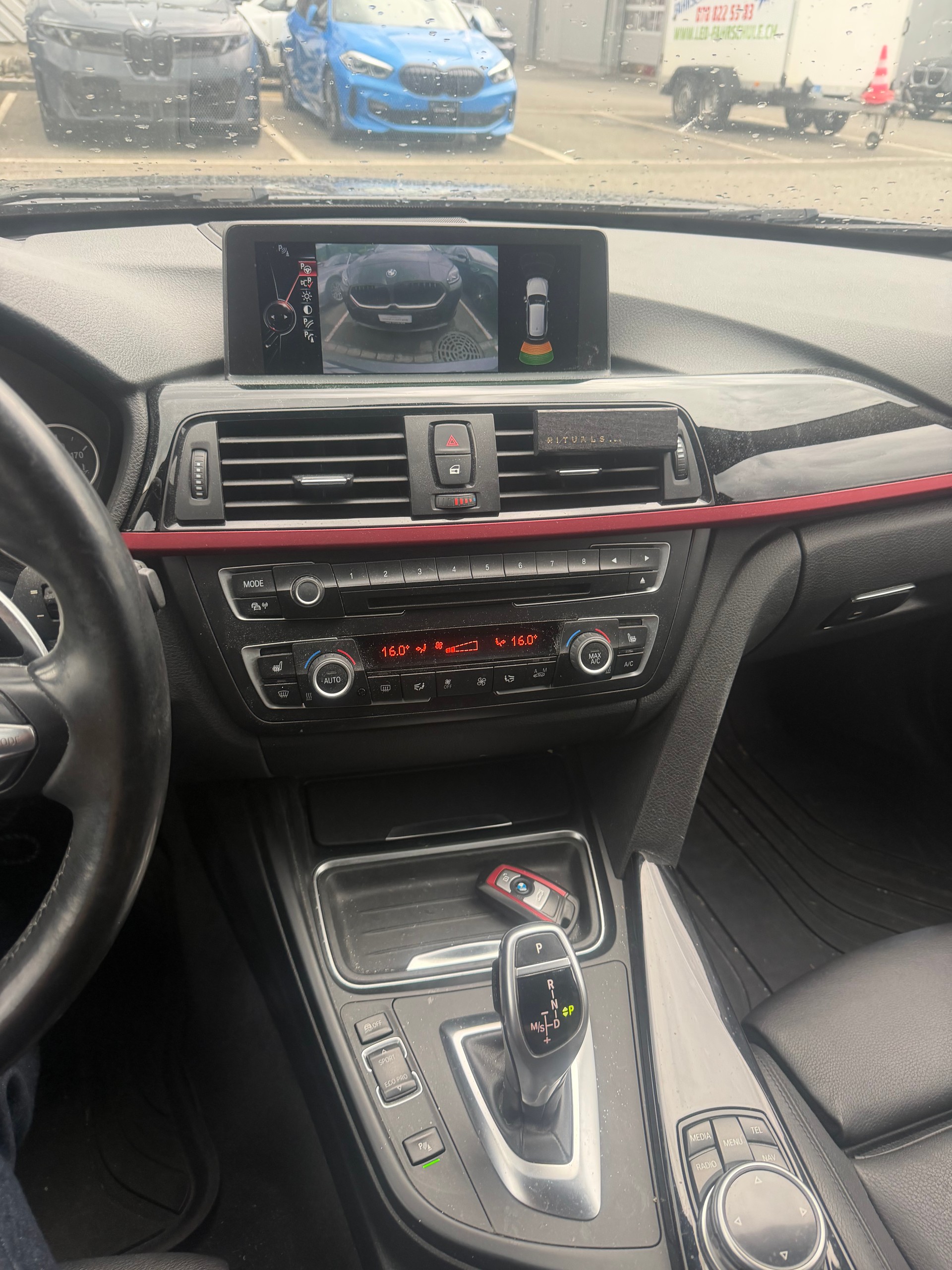 BMW 335i xDrive Touring Sport Line Steptronic-image-1
