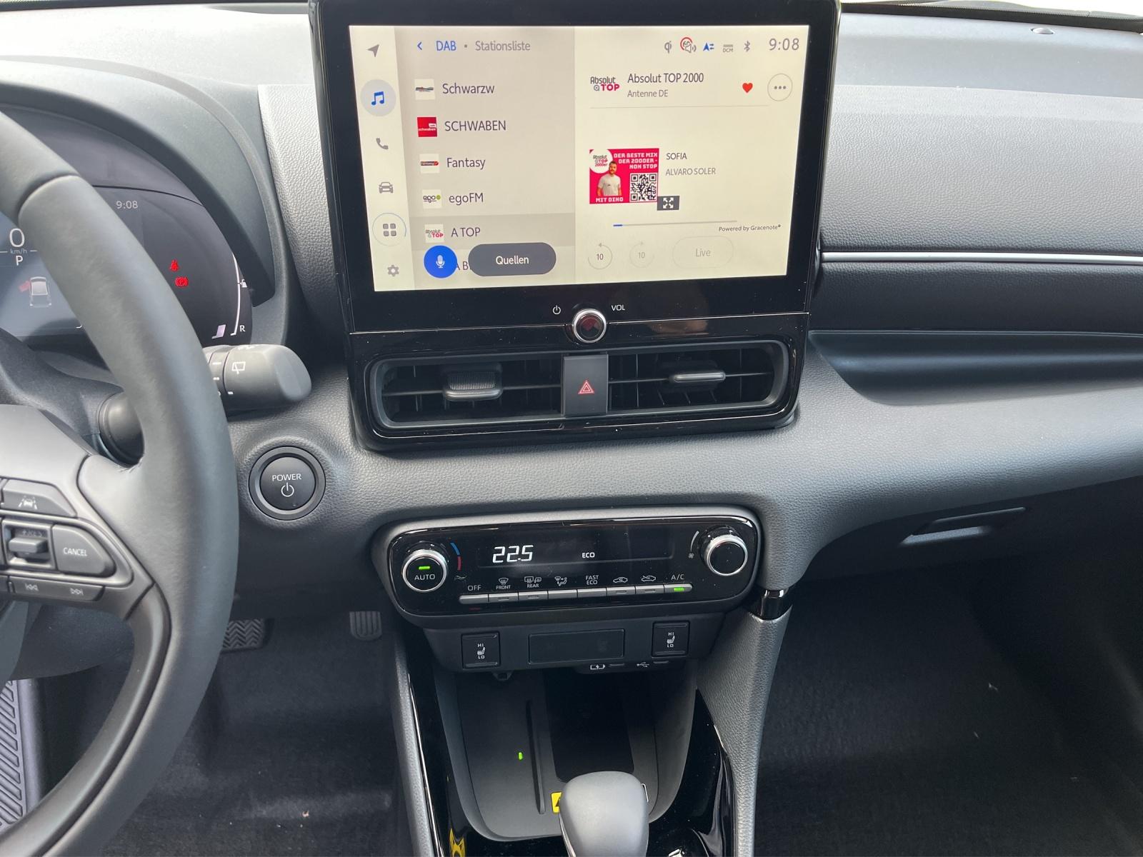TOYOTA Yaris 1.5 VVT-i HSD Trend-image-8