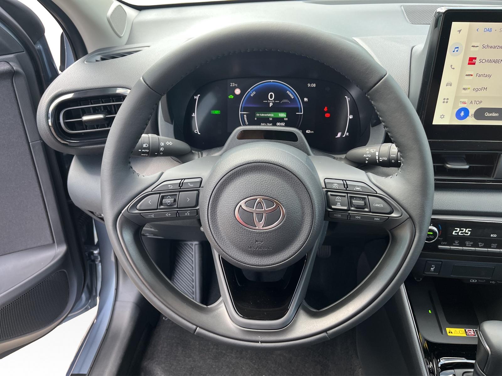 TOYOTA Yaris 1.5 VVT-i HSD Trend-image-6