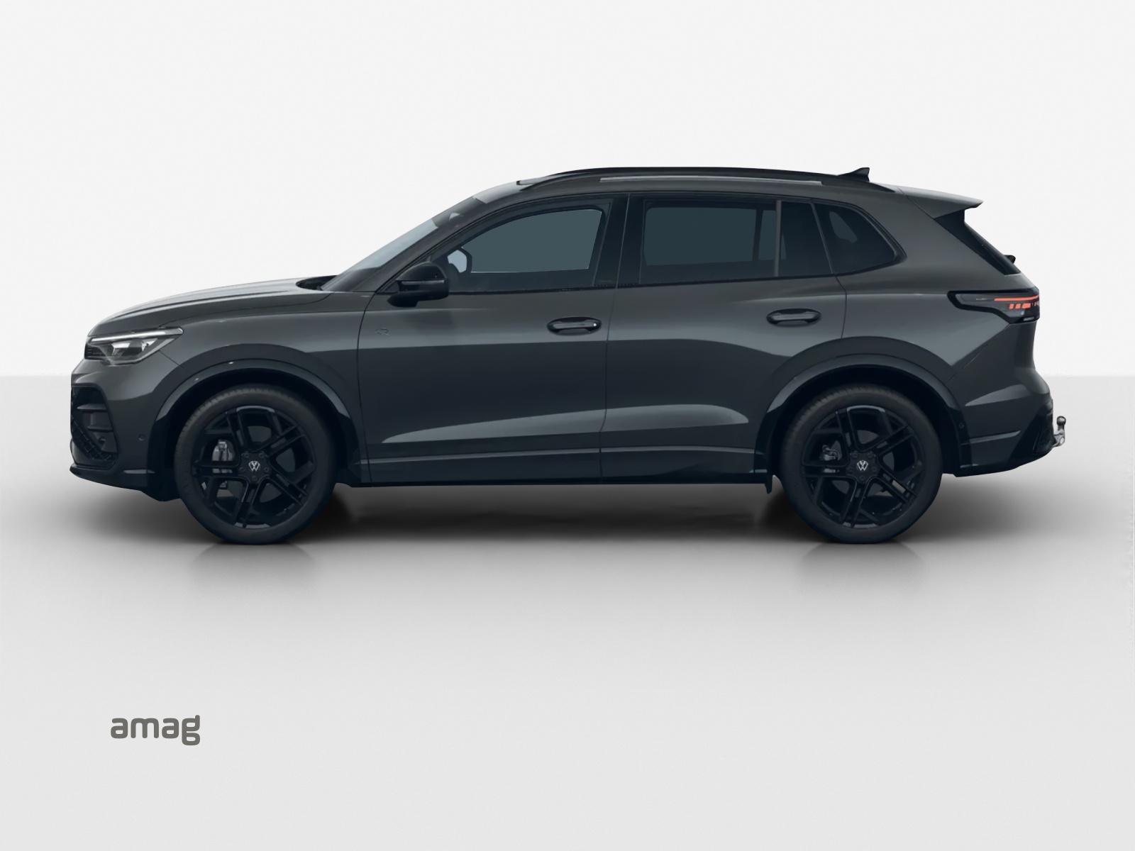 VW Tiguan 2.0 TSI DSG R-Line 4Motion-image-1