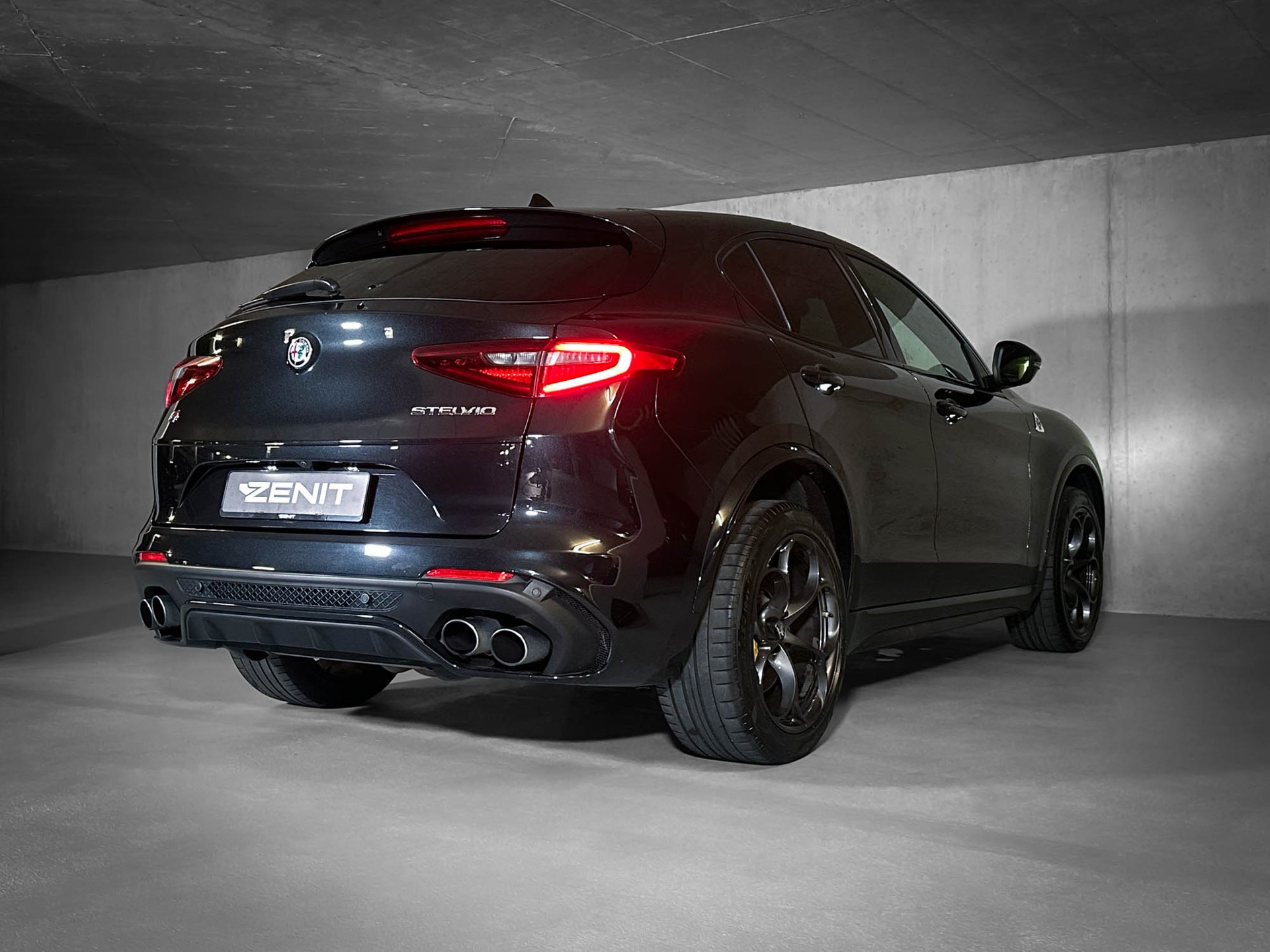 ALFA ROMEO Stelvio 2.9 V6 Quadrifoglio Q4 Automatic-image-14