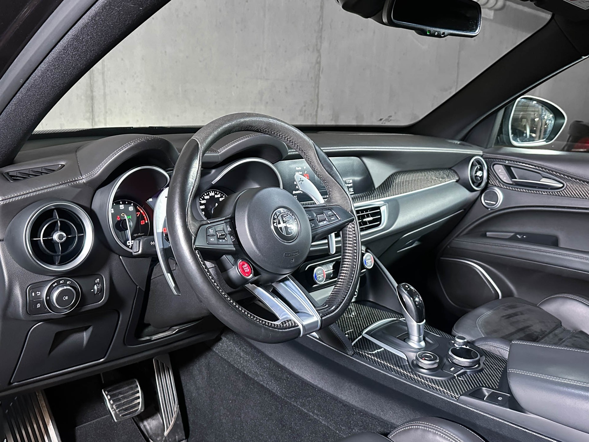ALFA ROMEO Stelvio 2.9 V6 Quadrifoglio Q4 Automatic-image-22