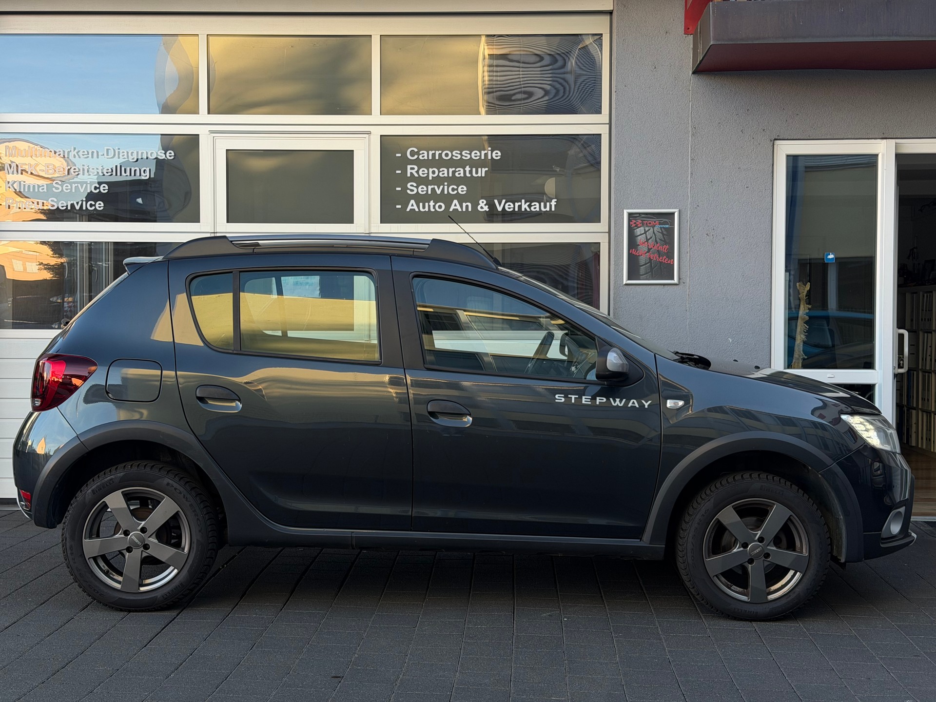 DACIA Sandero Tce 90 Stepway Unlimited*Frisch ab MFK&Service*Rückfahrkamera*Allwetterreifen*Top Gepflegtes CH-FHZ*-image-5