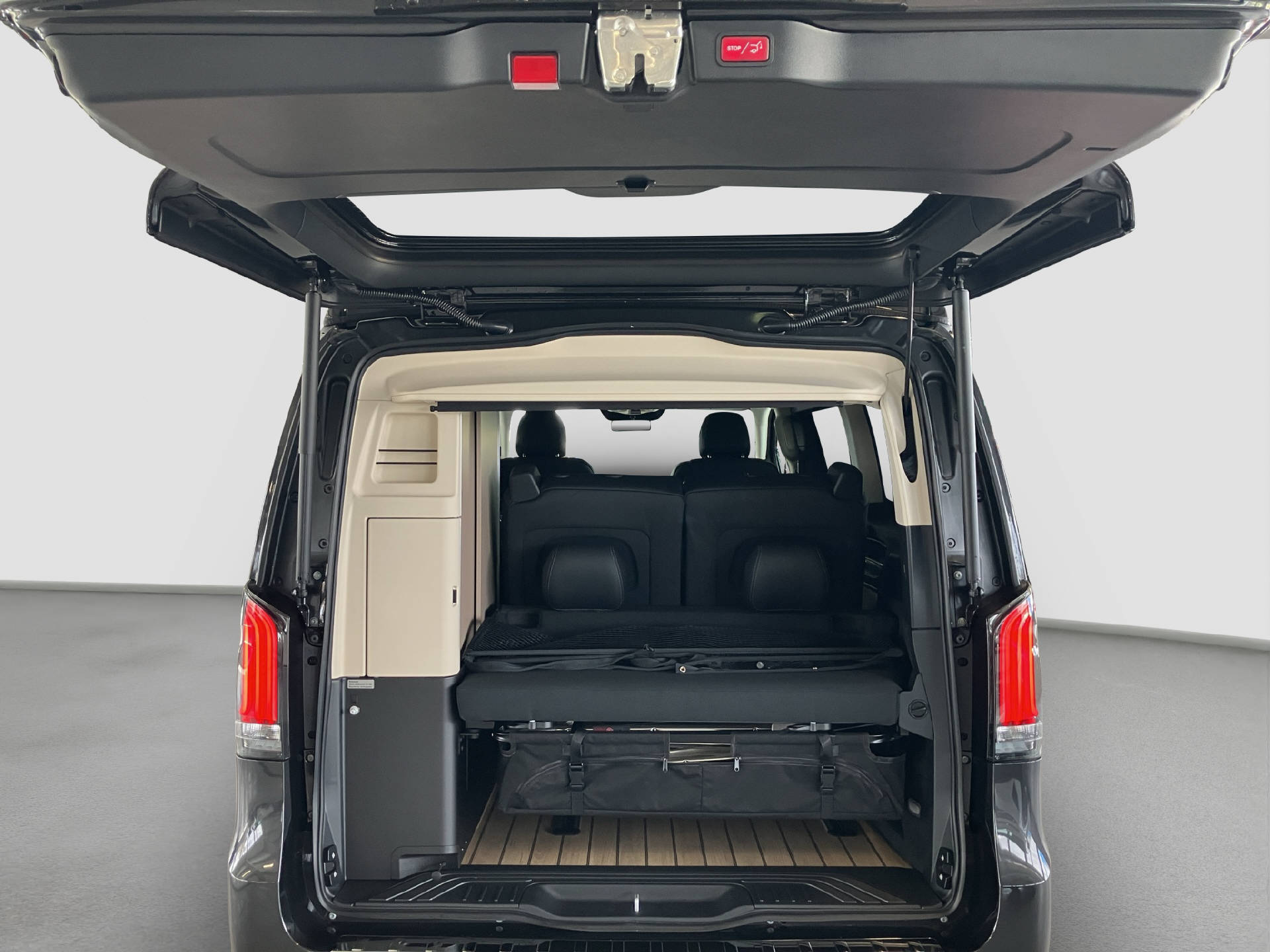 MERCEDES-BENZ Marco Polo 300 d Standard L 4MATIC-image-11
