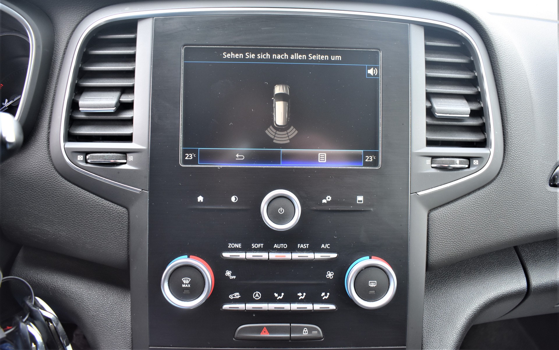 RENAULT Mégane Grandtour 1.5 dCi Business EDC ✅CH-Fahrzeug & Service und MFK FRISCH✅-image-11