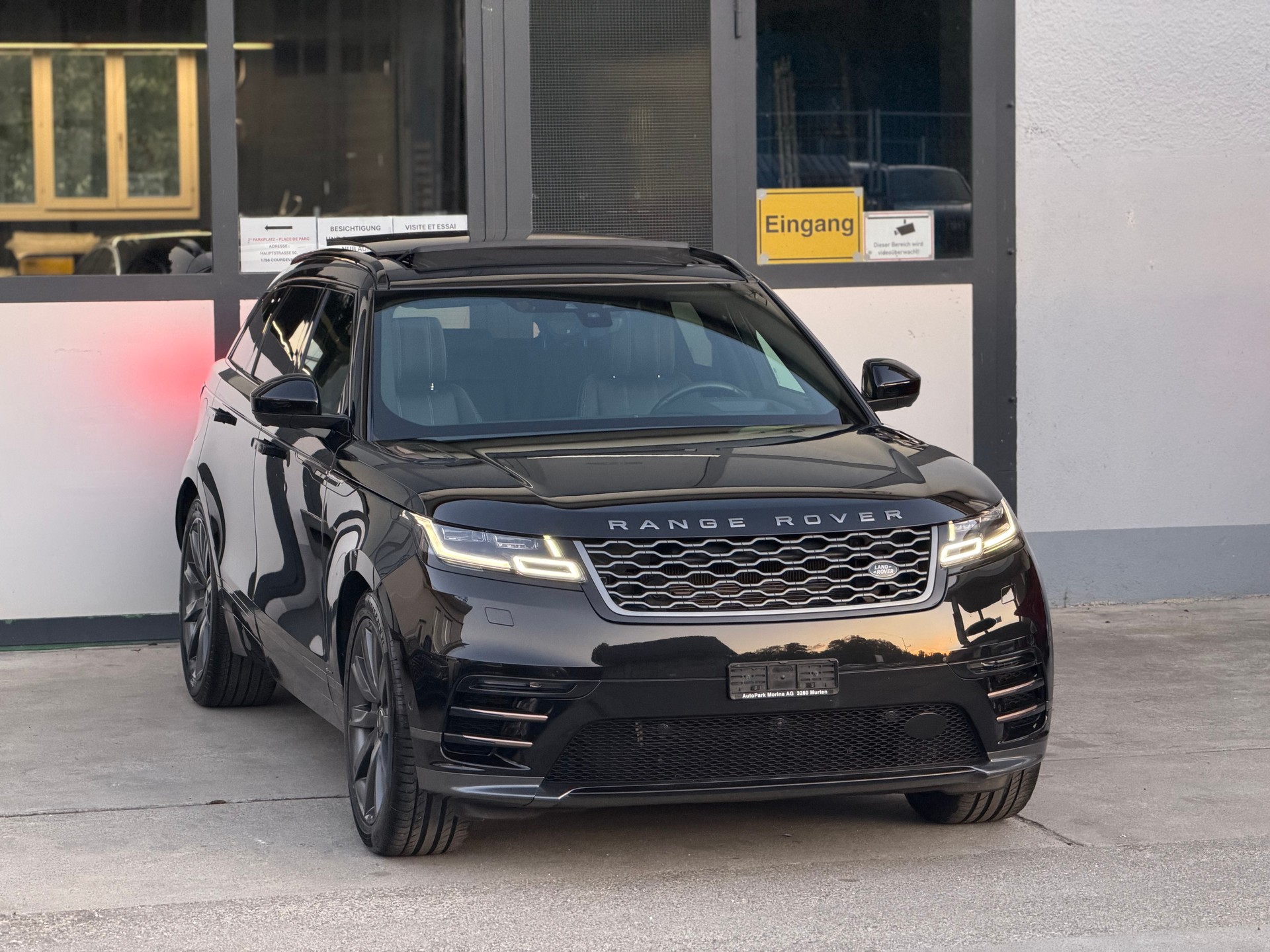 LAND ROVER Range Rover Velar R-Dynamic P 380 HSE Automatic-image-3