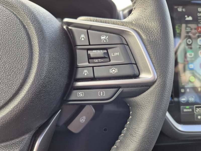 SUBARU Crosstrek 2.0i e-Boxer Luxury-image-8