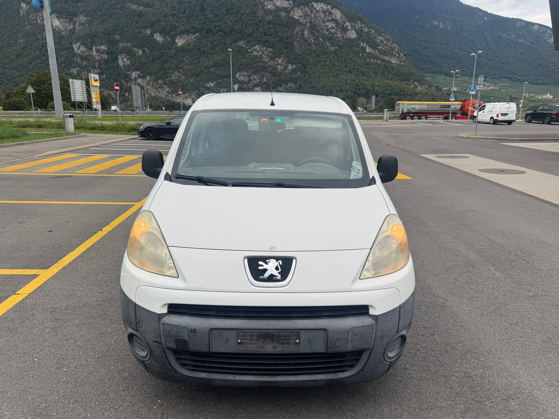 PEUGEOT Partner 1.6 Trendy-image-0
