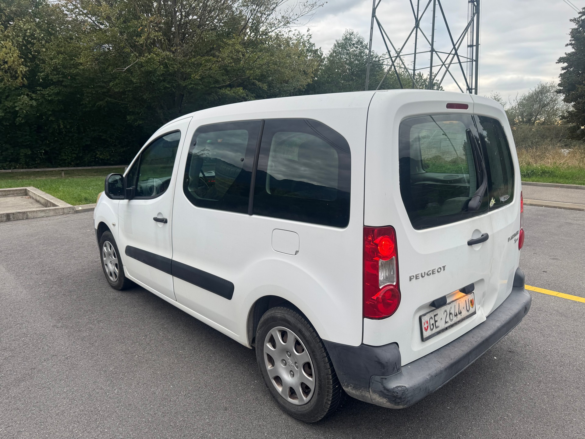 PEUGEOT Partner 1.6 Trendy-image-4