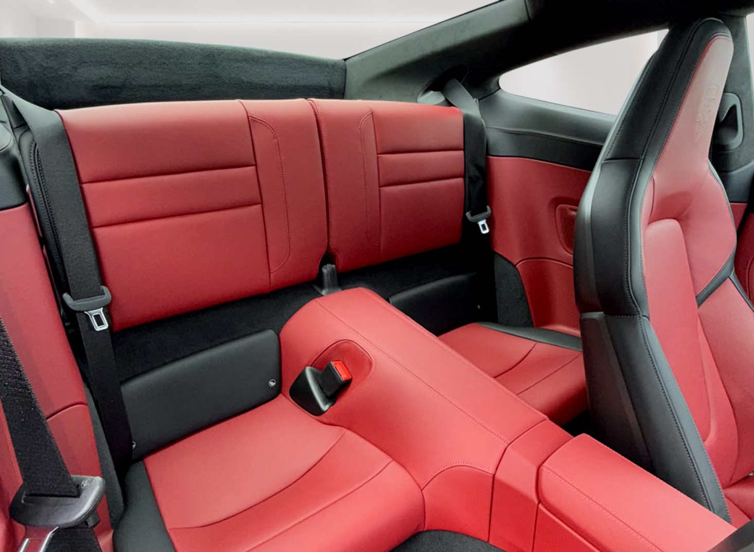 PORSCHE 911 Carrera 4 GTS PDK / CH-Auto! Lift!-image-14