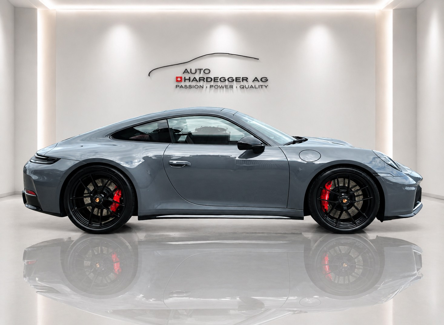 PORSCHE 911 Carrera 4 GTS PDK / CH-Auto! Lift!-image-2