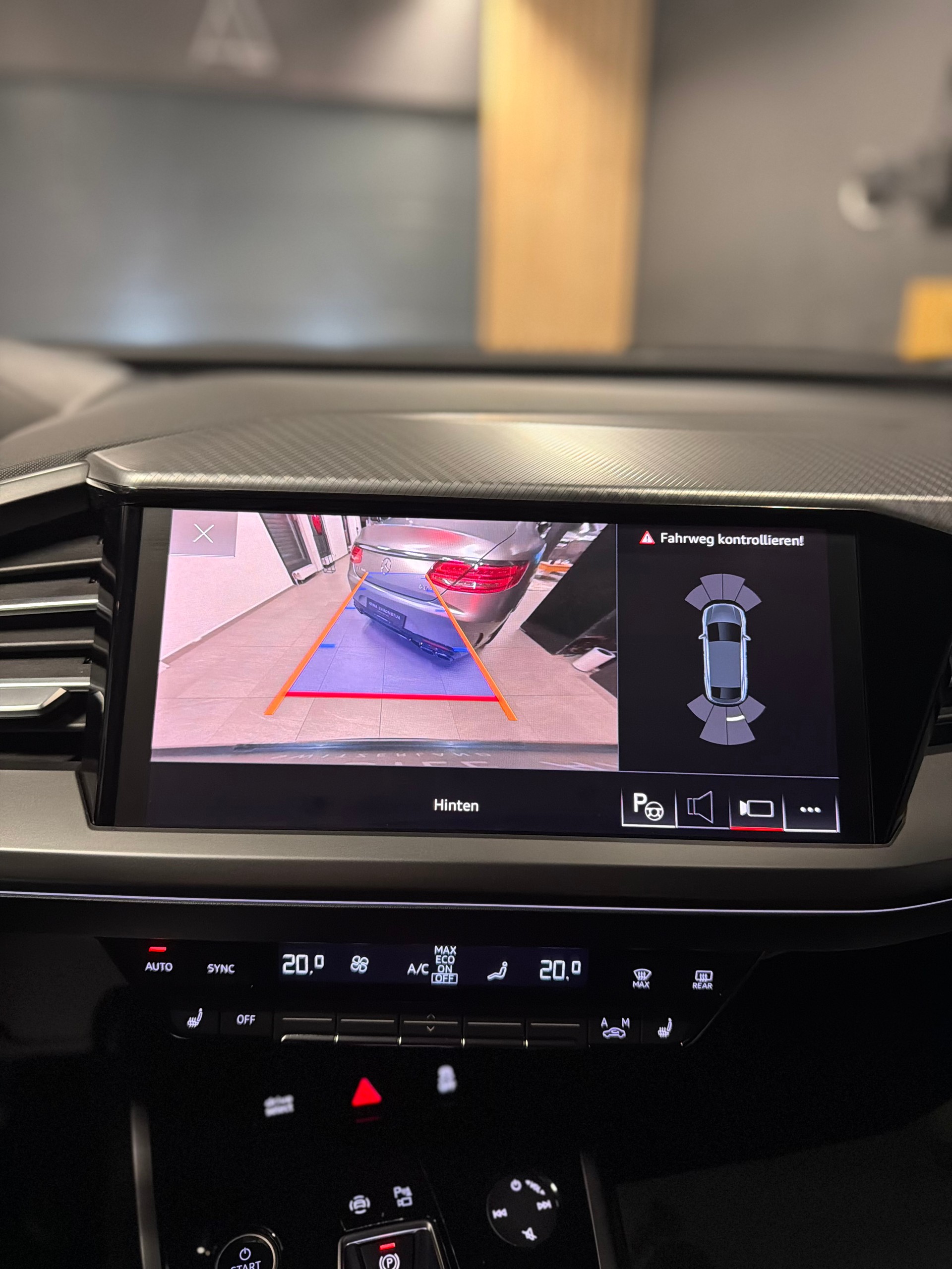 AUDI Q4 Sportback e-tron 50 quattro-image-16