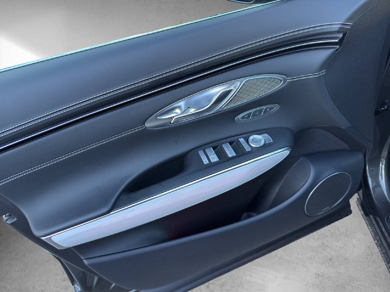 GENESIS GV70 Dual Motor Sport AWD-image-8