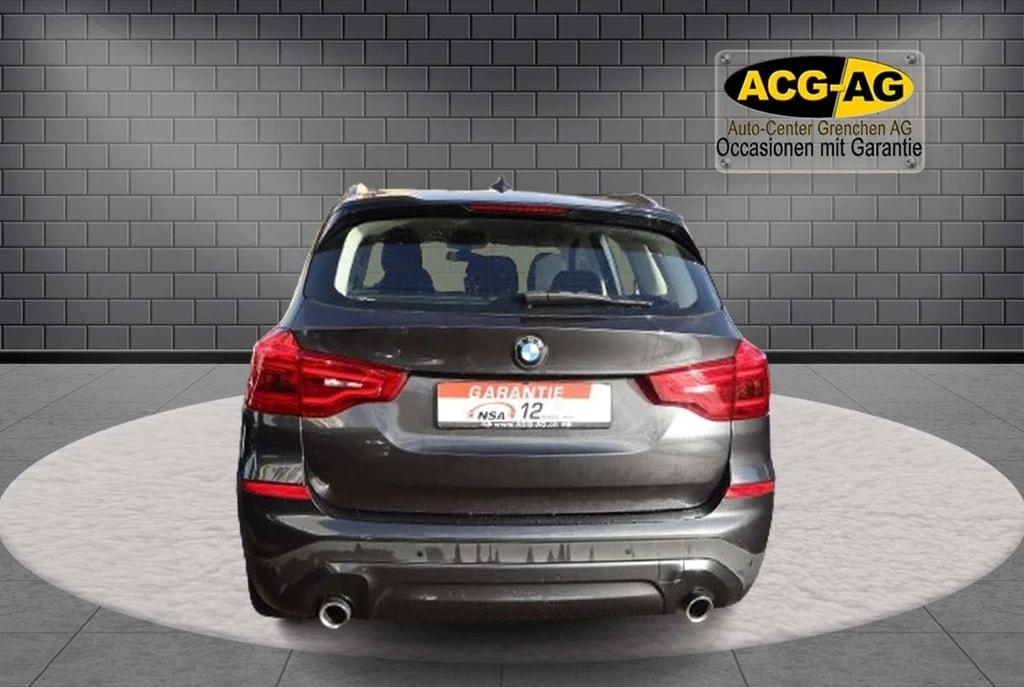 BMW X3 xDrive 20d Individual Steptronic ** Navigation **** Xenon ** Tempomat **-image-4