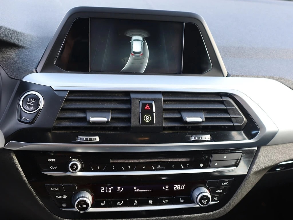 BMW X3 xDrive 20d Individual Steptronic ** Navigation **** Xenon ** Tempomat **-image-8