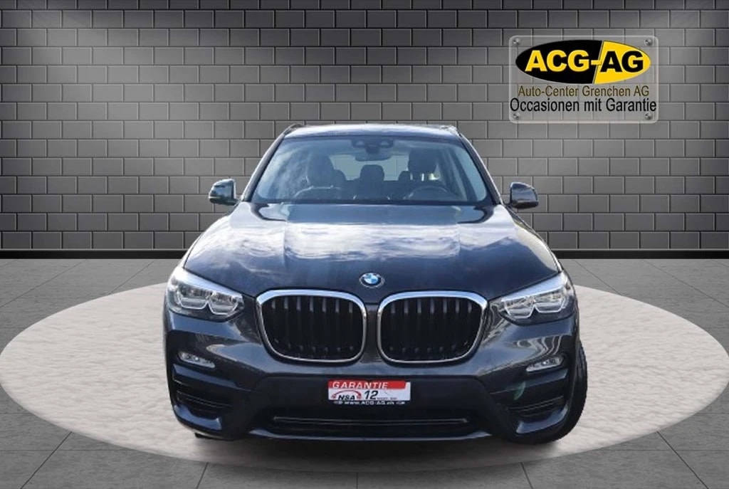BMW X3 xDrive 20d Individual Steptronic ** Navigation **** Xenon ** Tempomat **-image-1