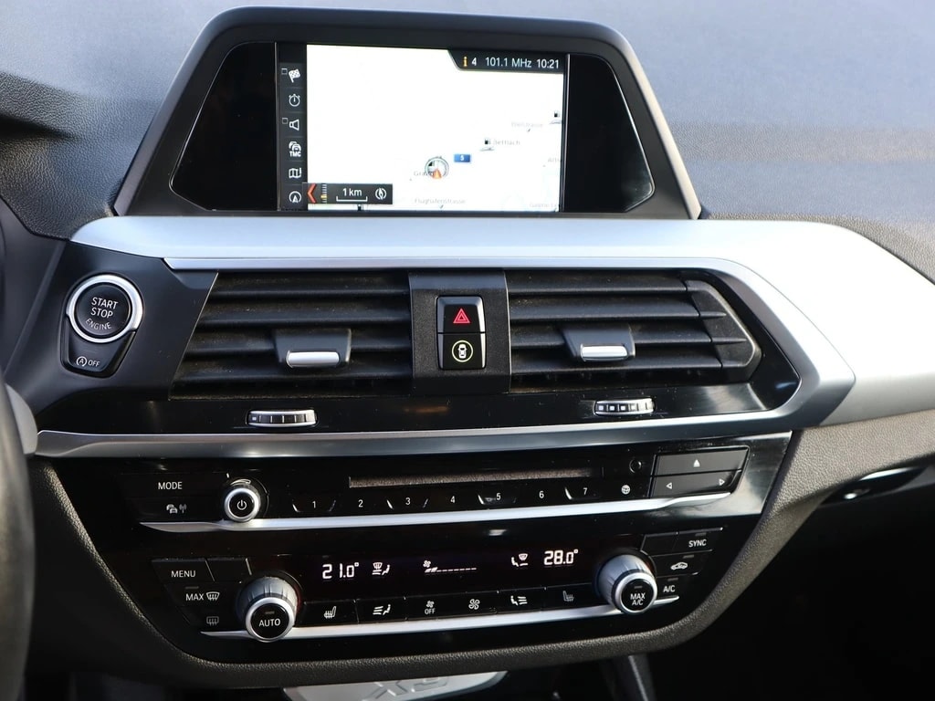 BMW X3 xDrive 20d Individual Steptronic ** Navigation **** Xenon ** Tempomat **-image-7