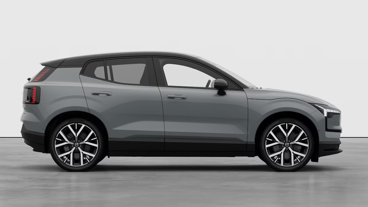 VOLVO EX30 E60 Twin Ultra Performance AWD-image-5