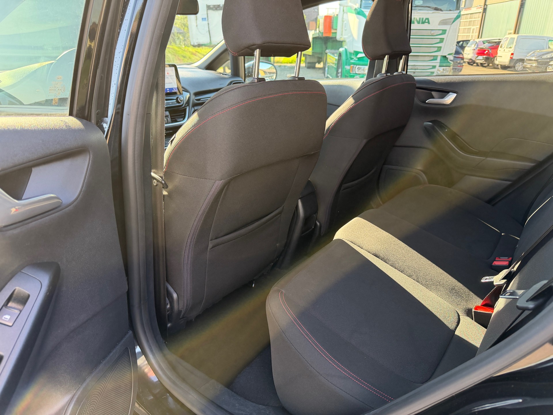 FORD Fiesta 1.0 SCTi MHEV ST Line X Automat-image-8