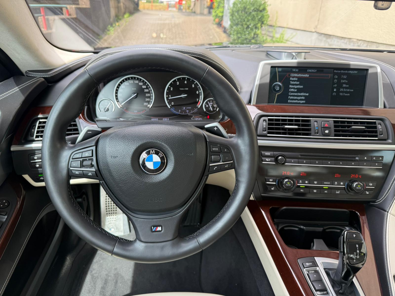 BMW 650i Coupé xDrive-image-10