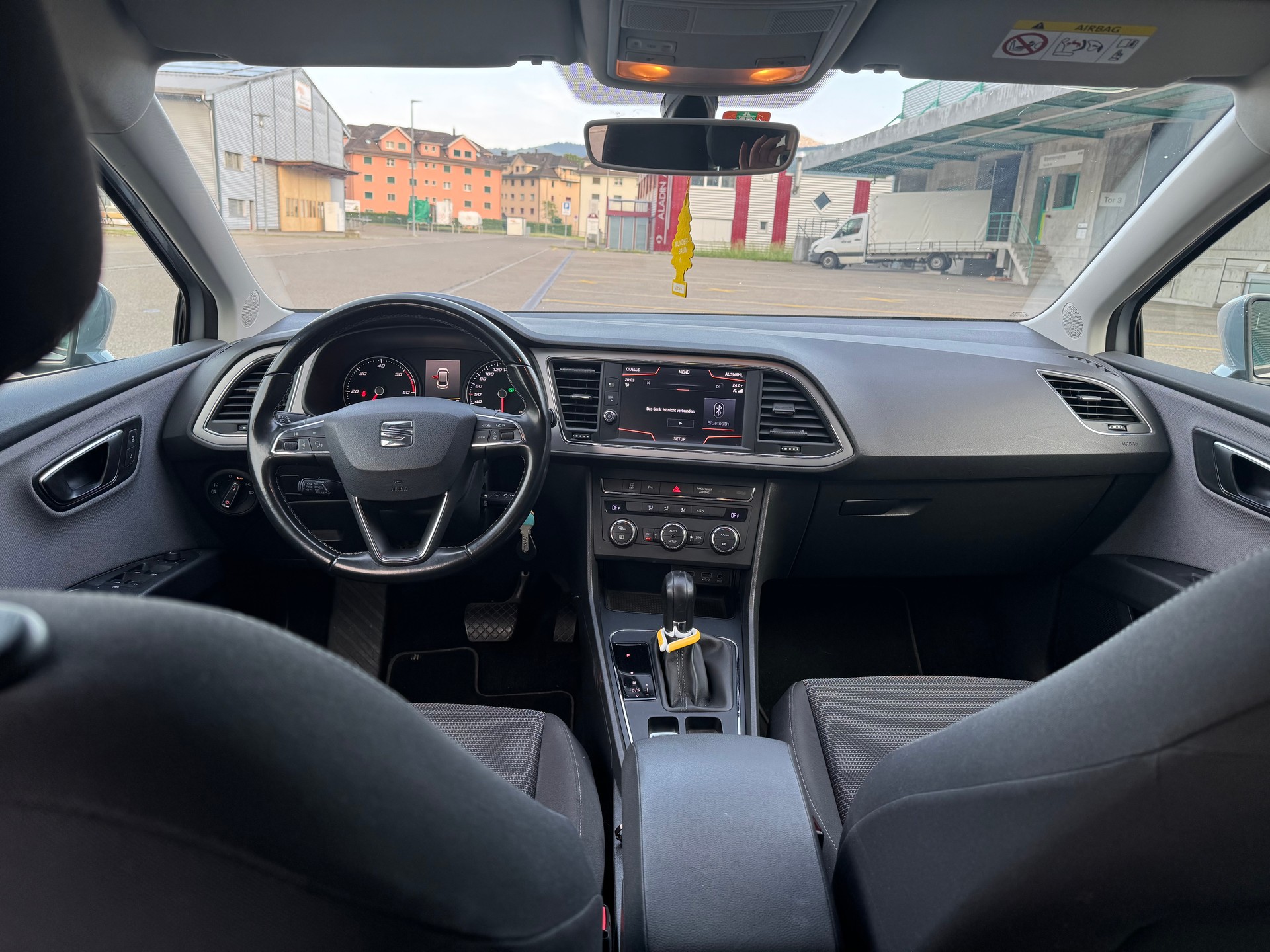 SEAT 1.6 TDI 115 Style DSG-image-4