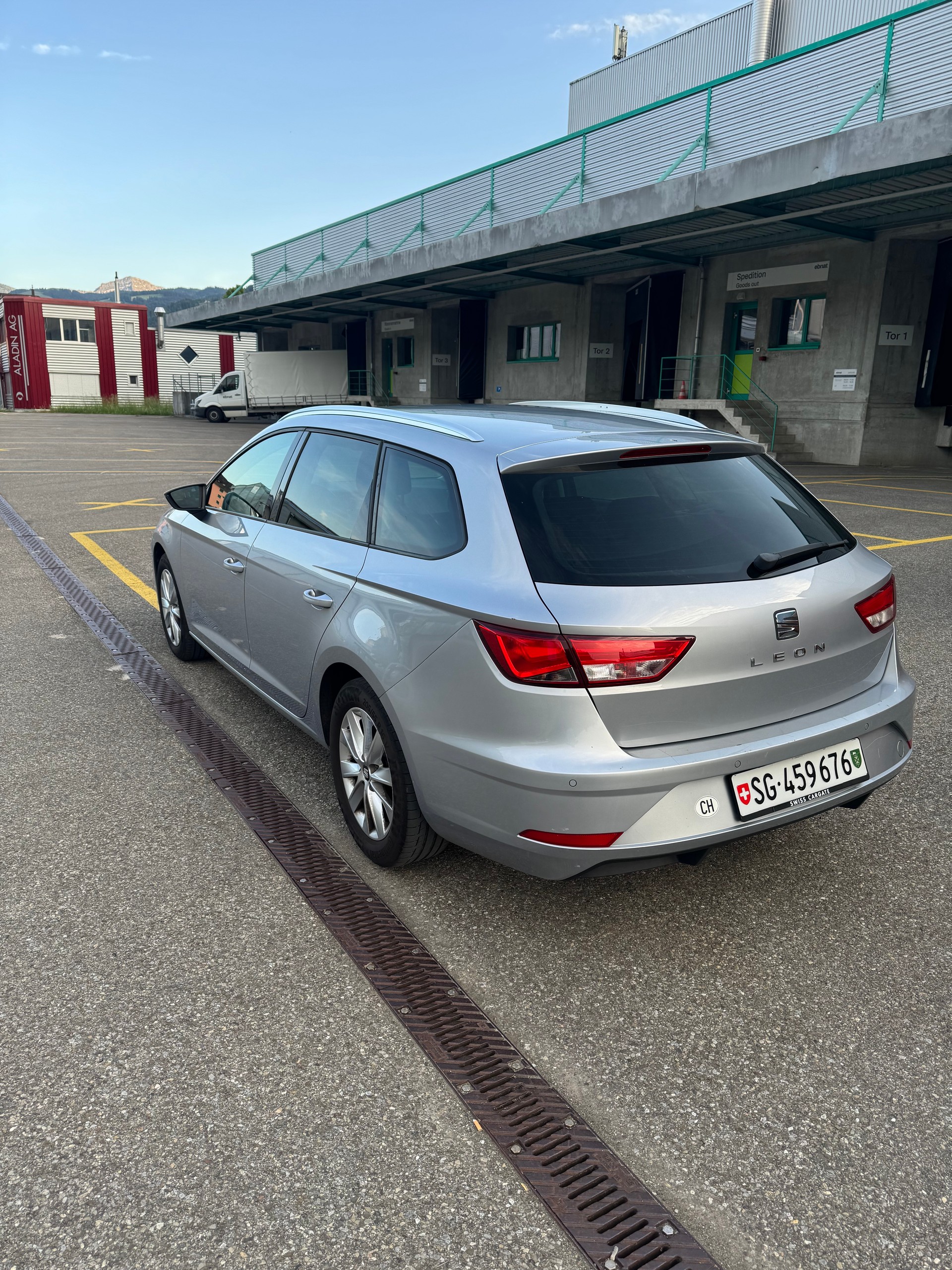 SEAT 1.6 TDI 115 Style DSG-image-3