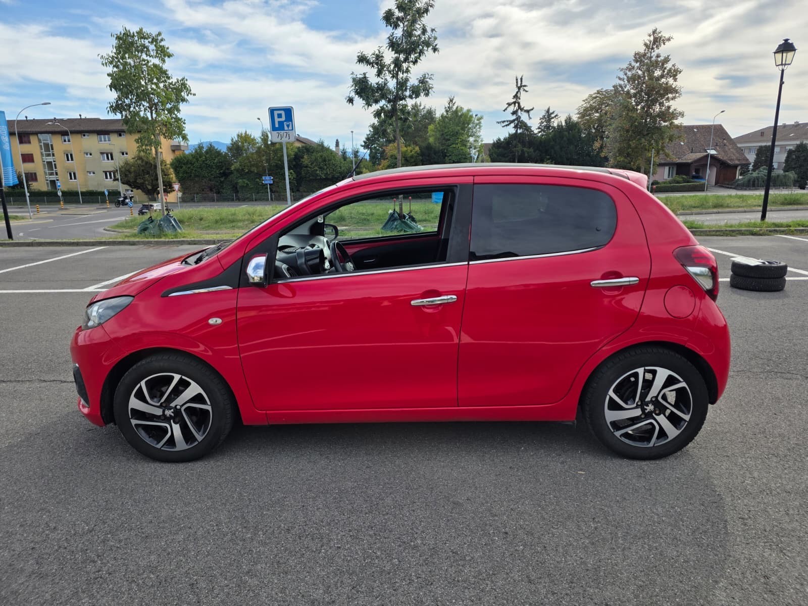 PEUGEOT 108 1.0 VTi ETG Active-image-4