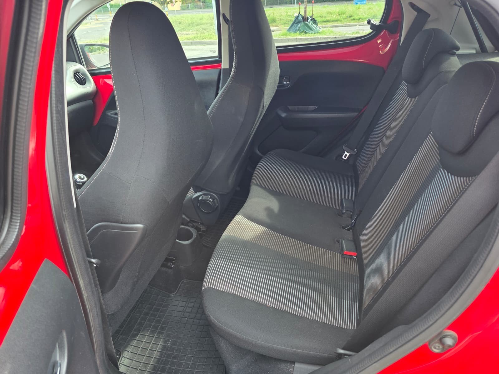 PEUGEOT 108 1.0 VTi ETG Active-image-13